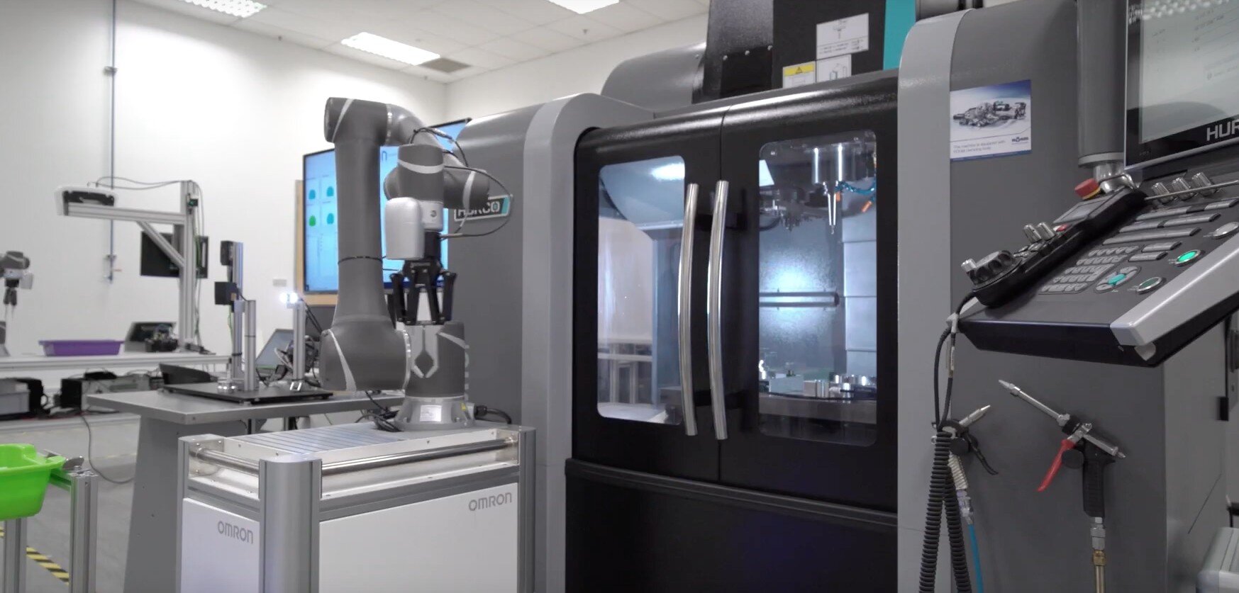 Omron Cobot used in smart cnc machines